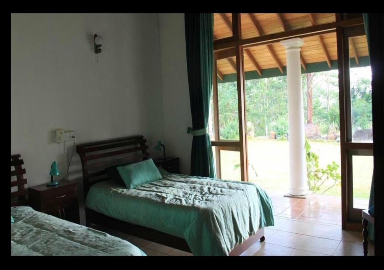 Jungle Tide Bed & Breakfast Канди Стая снимка